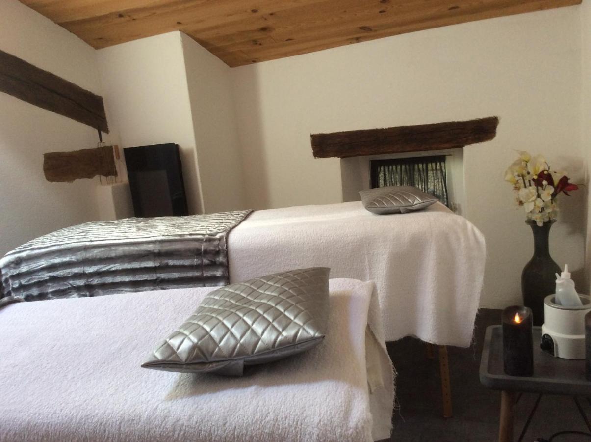 Le Clos Pastel Chambres D'Hotes & Gite Virac Exterior foto
