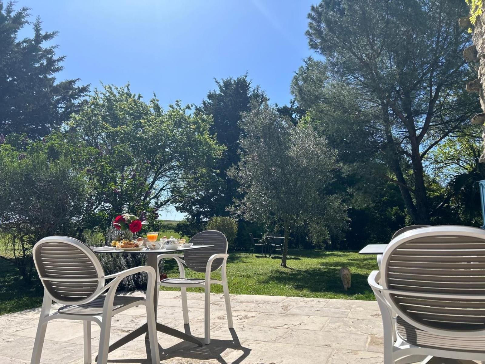 Le Clos Pastel Chambres D'Hotes & Gite Virac Exterior foto