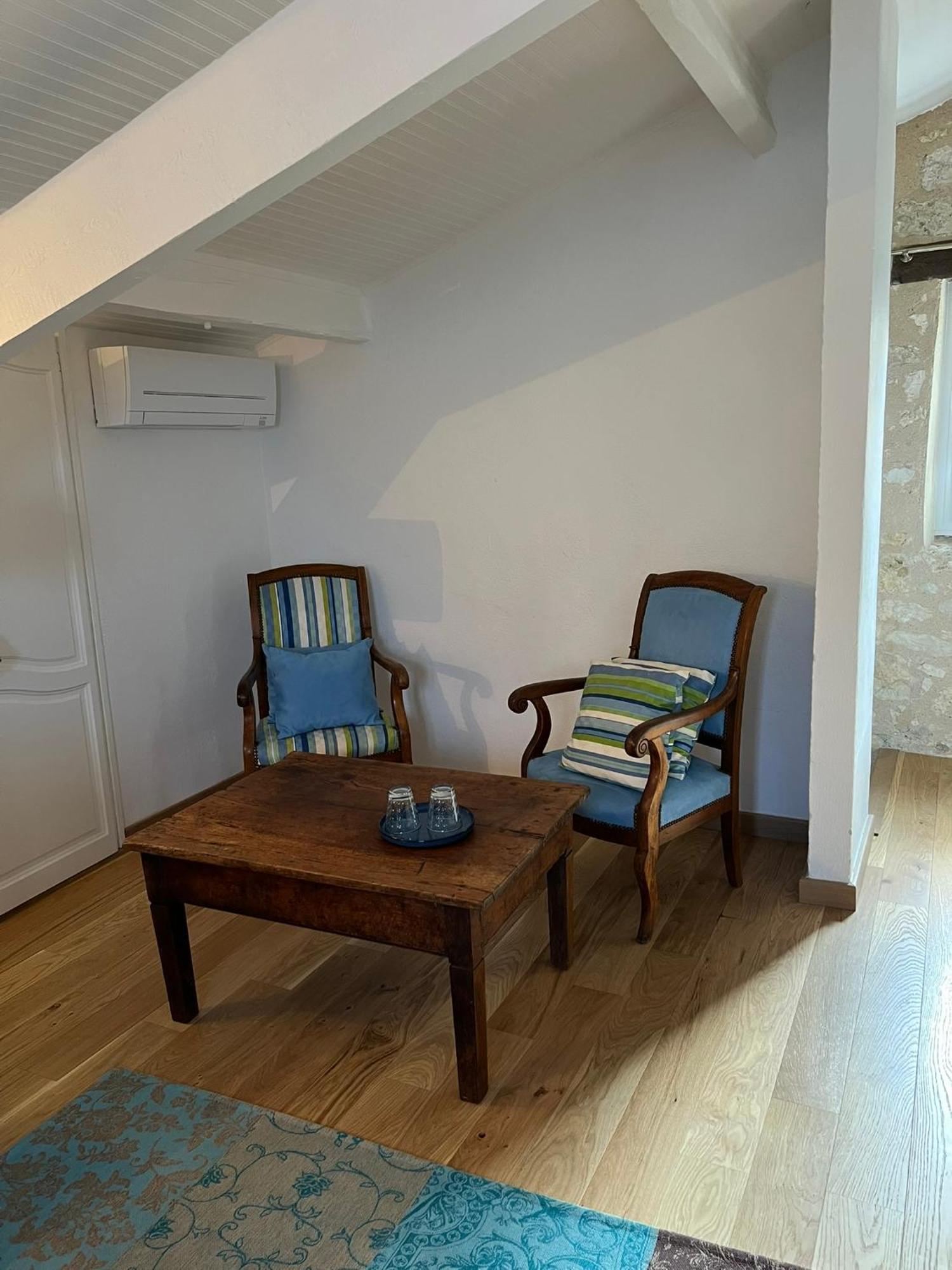 Le Clos Pastel Chambres D'Hotes & Gite Virac Exterior foto